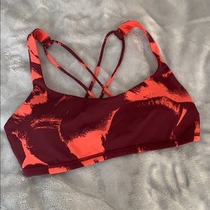 Lulemon Free to Be Bra size 6